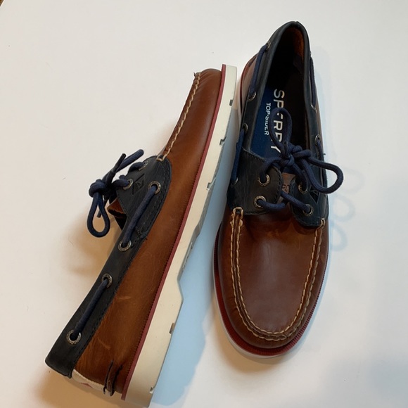 Sperry Top Sider boat shoes loafers NWOT - Picture 2 of 6